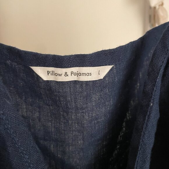 Linen Beach Coverup - Picture 4 of 4